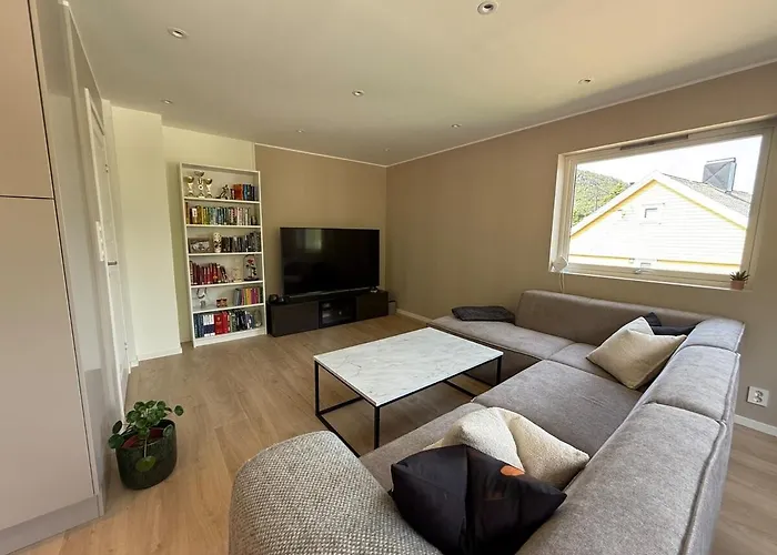 아파트 Moderne 3-roms Naer Sentrum 베르겐